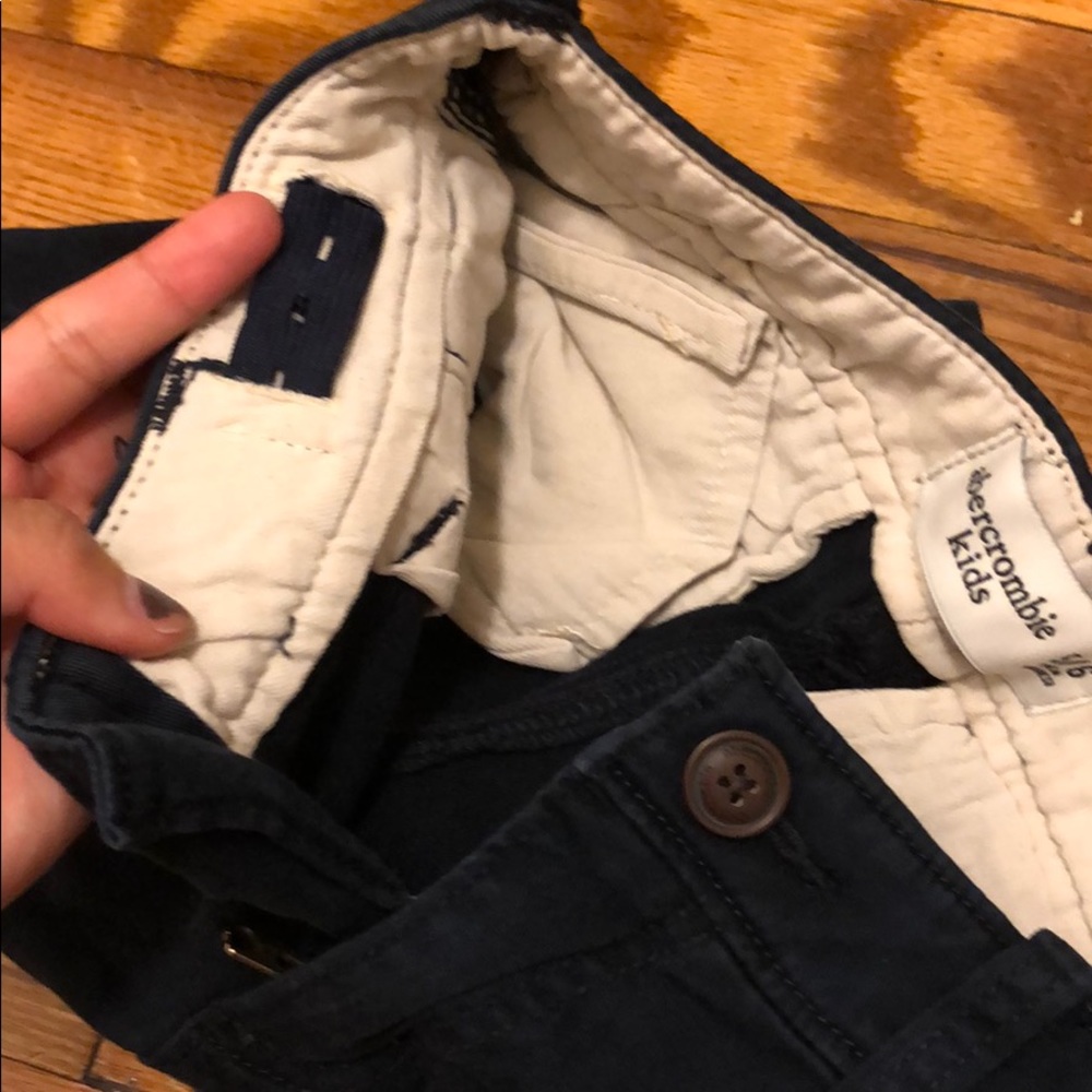 Shorts - Picture 4 of 4